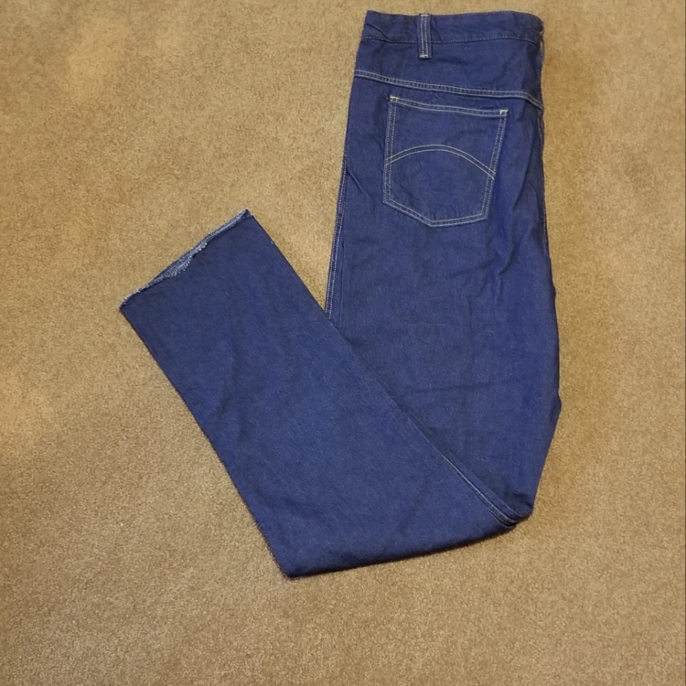 Expandable Waist Relaxed Fit Jeans